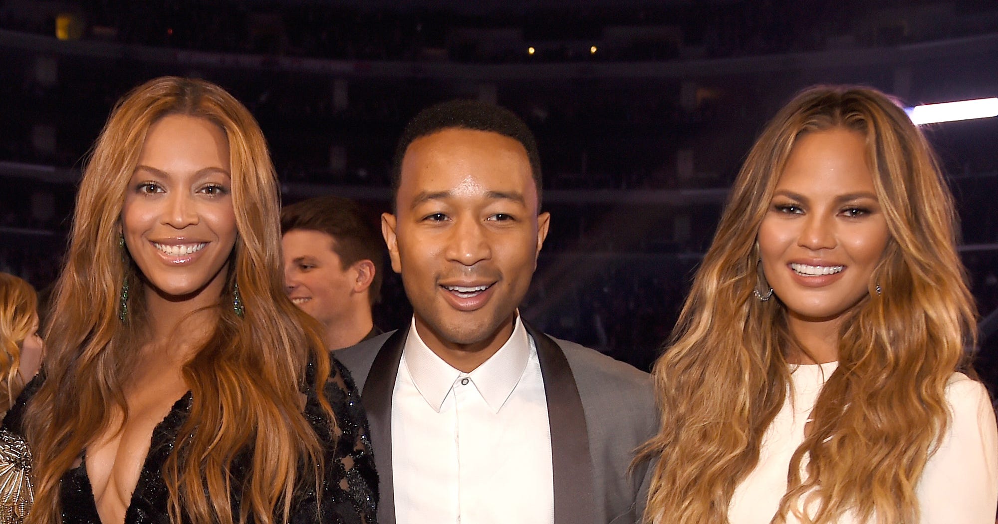 Who Bit Beyonce Chrissy Teigen Knows Twitter
