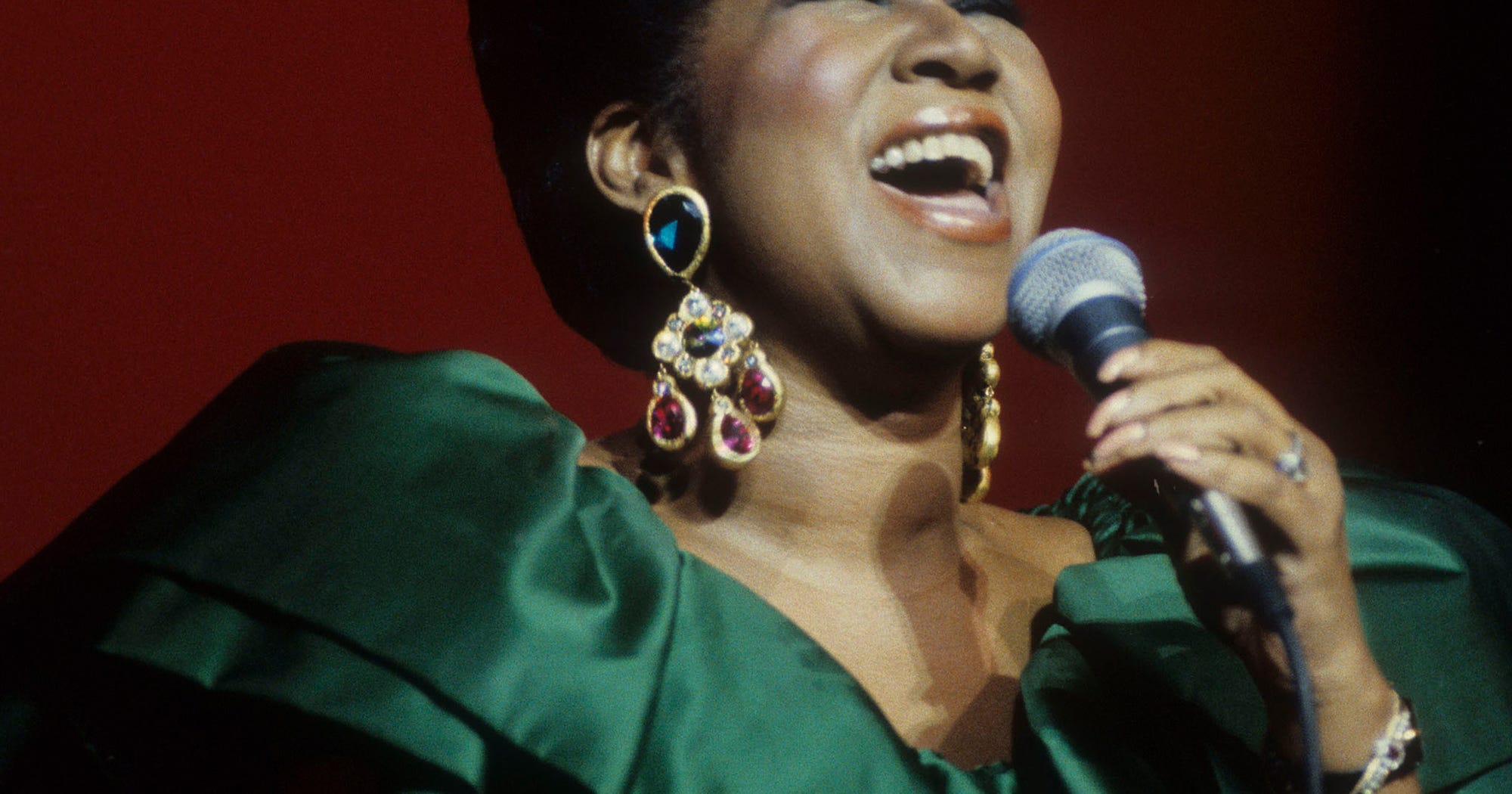 Best Aretha Franklin Songs & Greatest Hits To Remember