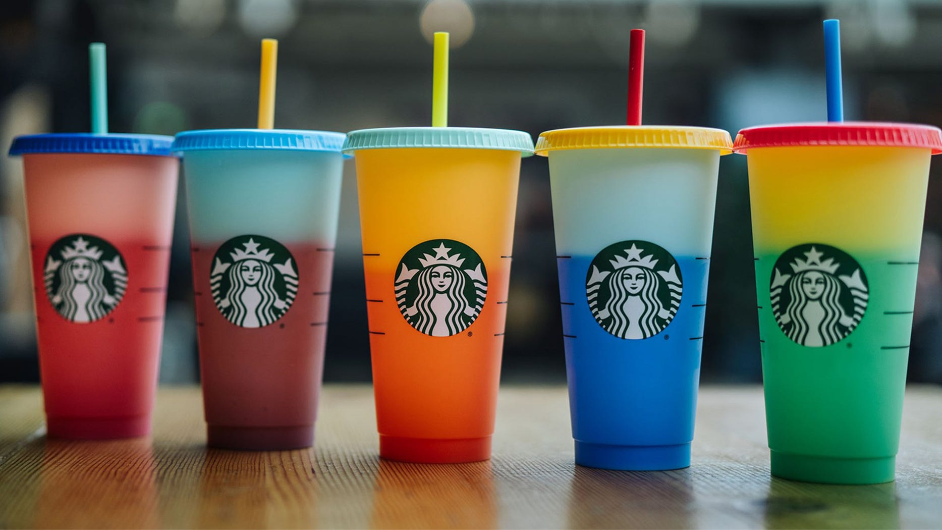 Starbucks Colour Changing Reusable Travel Plastic Cup NEW 25p Off In Starbucks