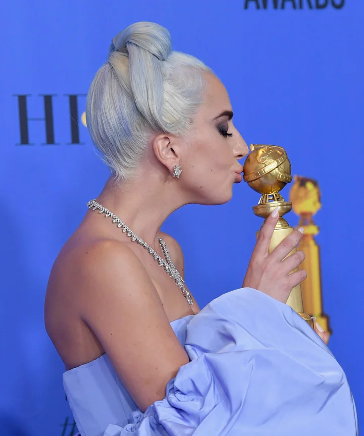 How To Get Lady Gaga Cerulean Blue Hair Color At Home 