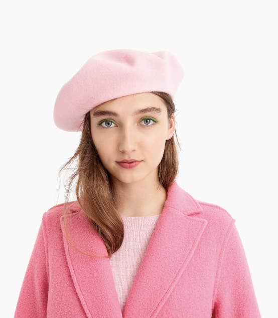 Cute Berets For Women To Wear This Fall 