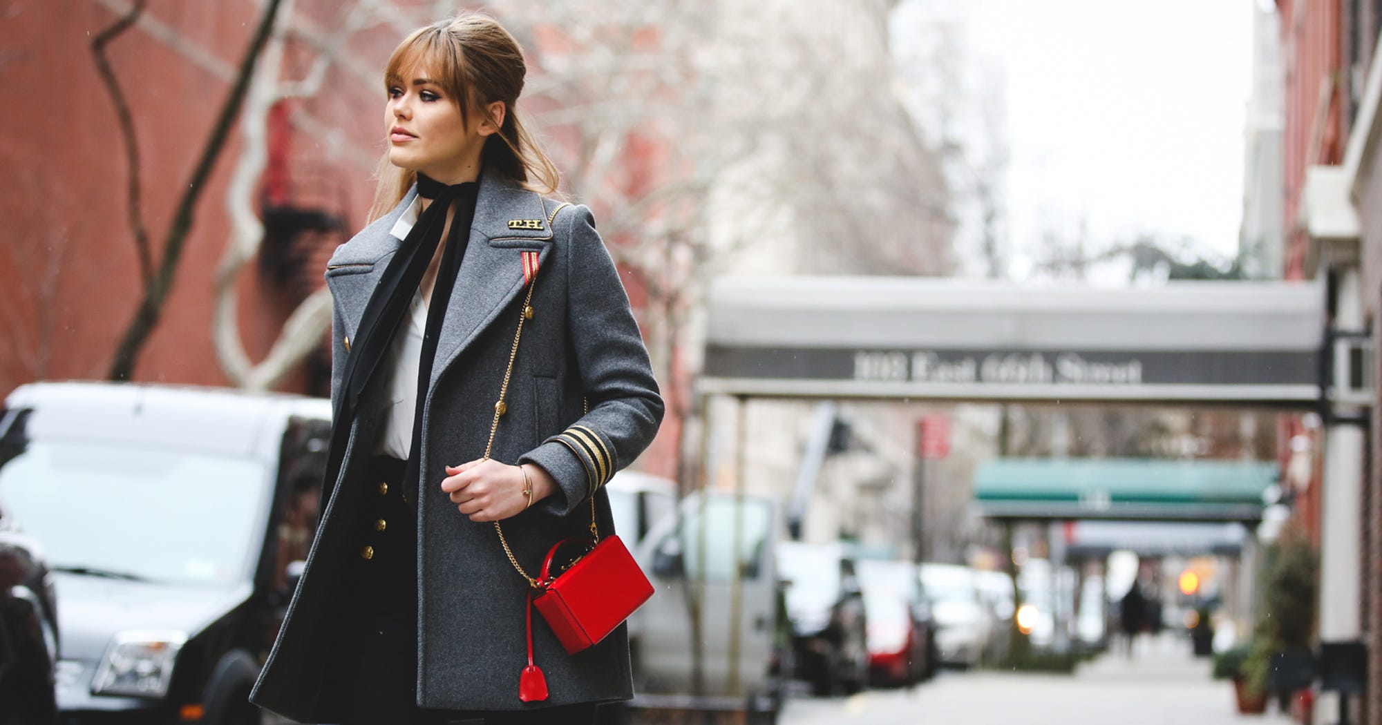 How To Wear Thin Scarves