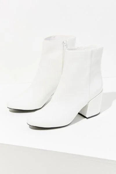 uo margot patent boot