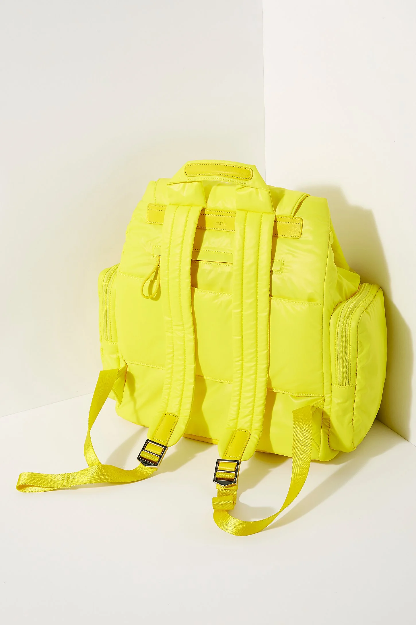 caraa + Cirrus Backpack display picture 3
